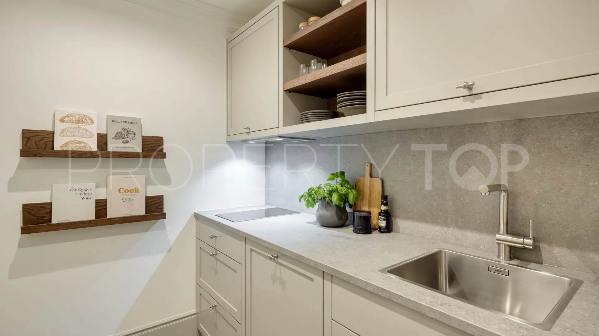 Villa for sale in Marbella