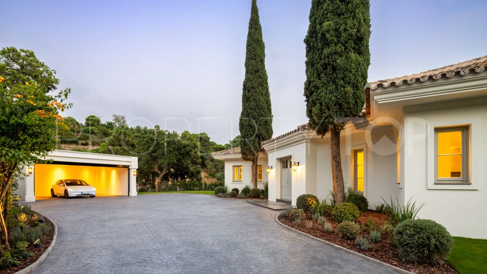 Villa for sale in Marbella