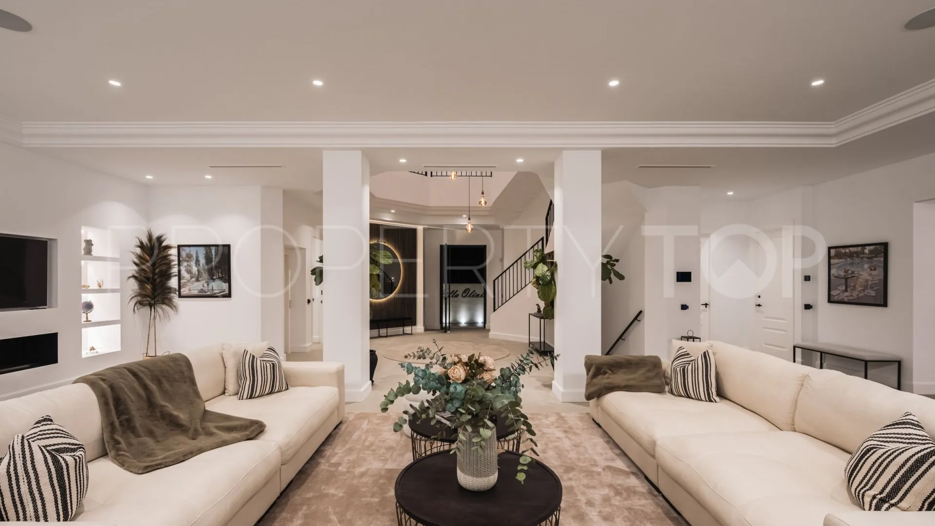 For sale Marbella 6 bedrooms villa