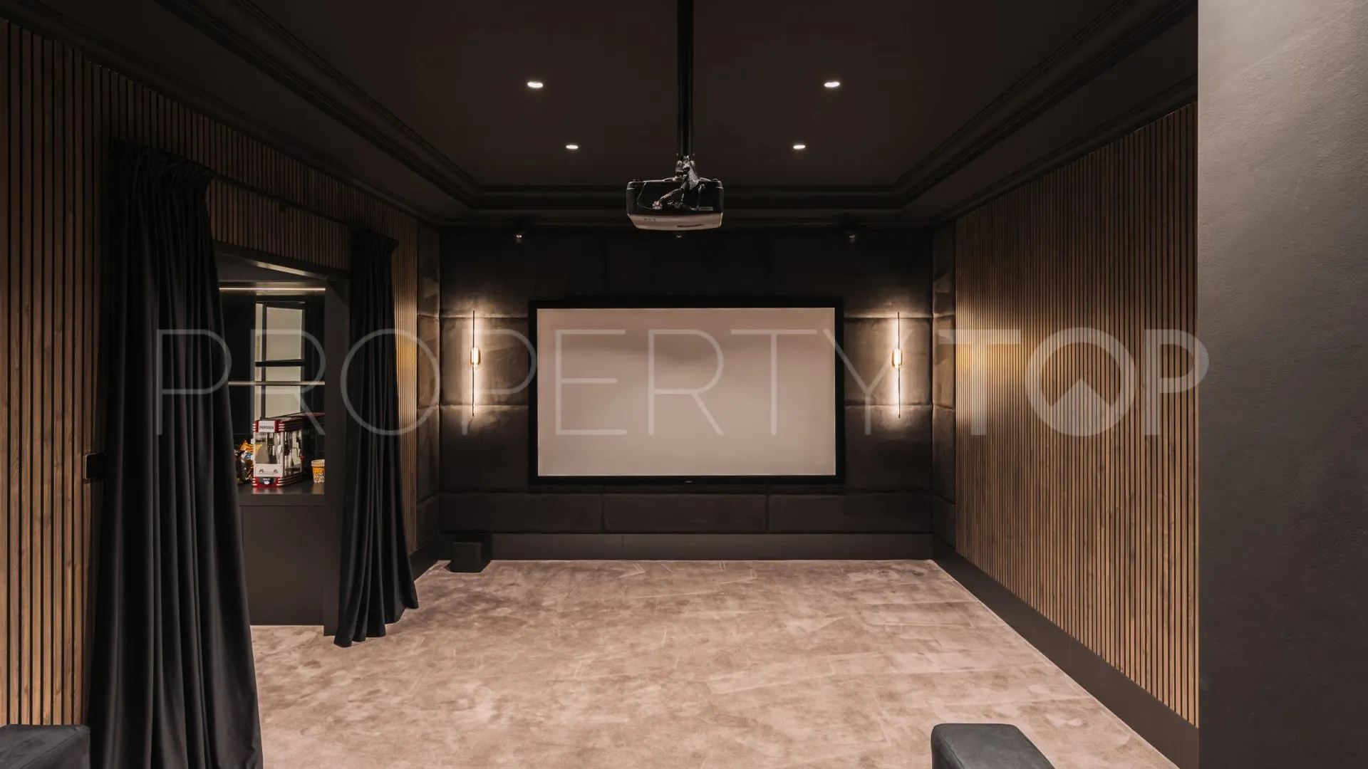 For sale Marbella 6 bedrooms villa
