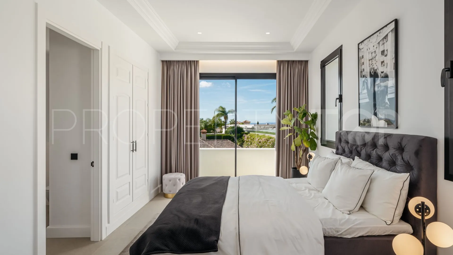 For sale Marbella 6 bedrooms villa