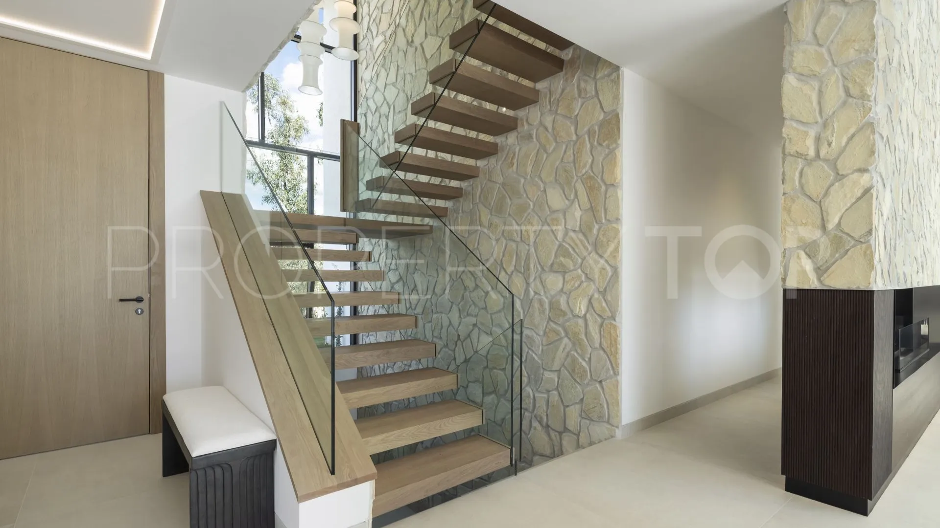For sale 5 bedrooms villa in Marbella
