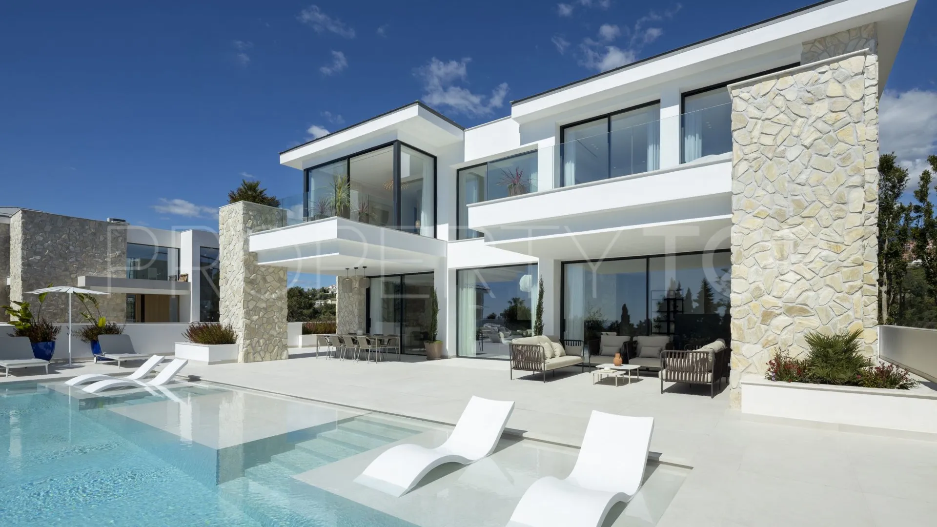 For sale 5 bedrooms villa in Marbella
