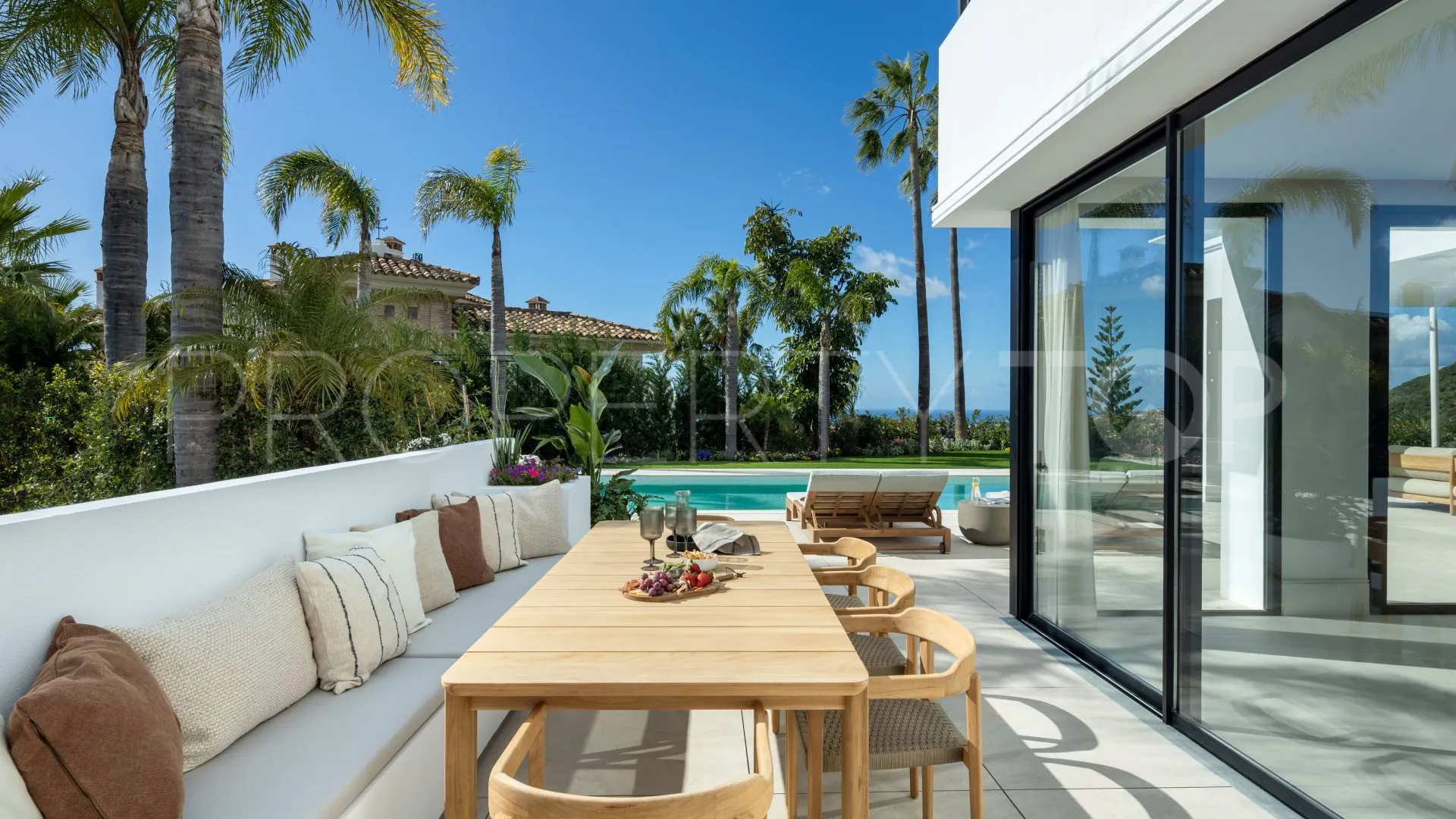 Villa for sale in Marbella