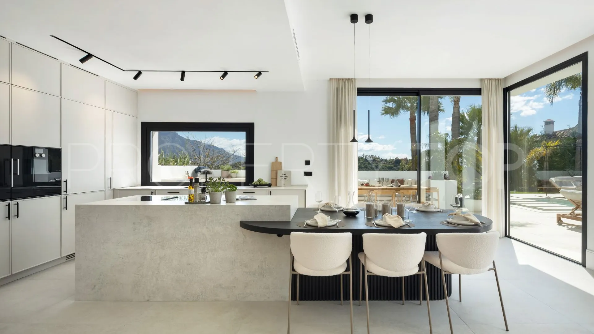 Villa for sale in Marbella