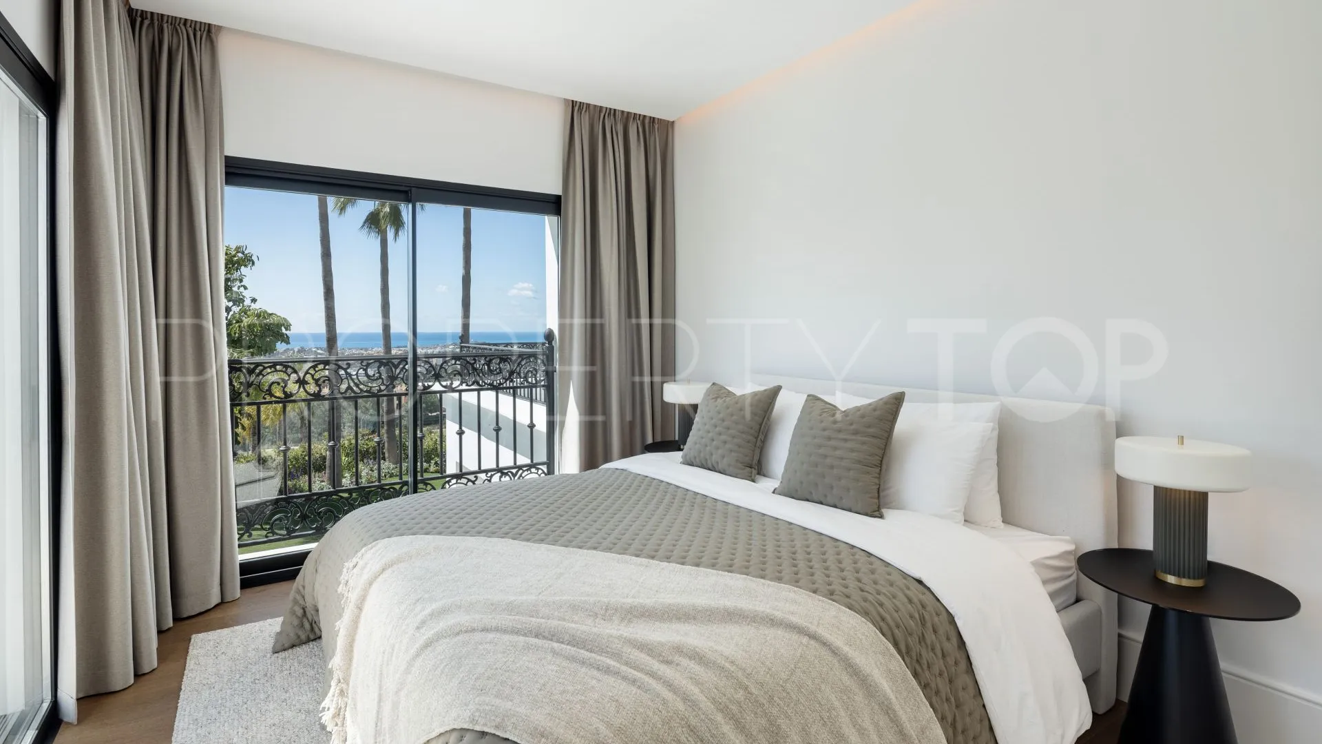 Villa for sale in Marbella