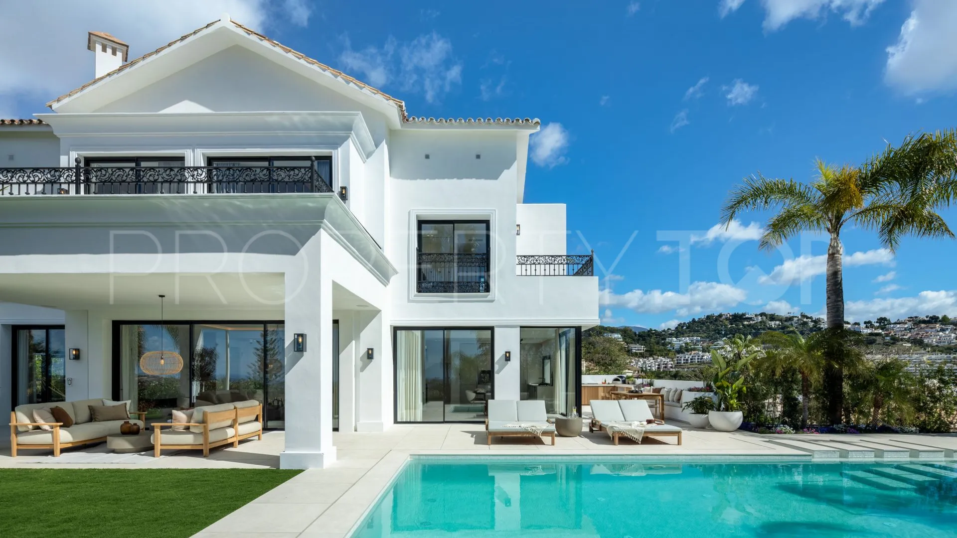 Villa for sale in Marbella