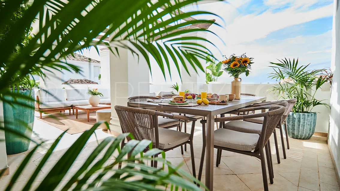 Comprar apartamento con 2 dormitorios en Marbella