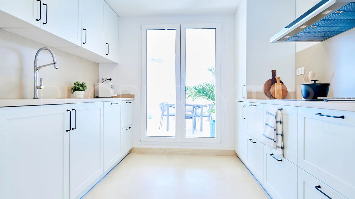 Comprar apartamento con 2 dormitorios en Marbella
