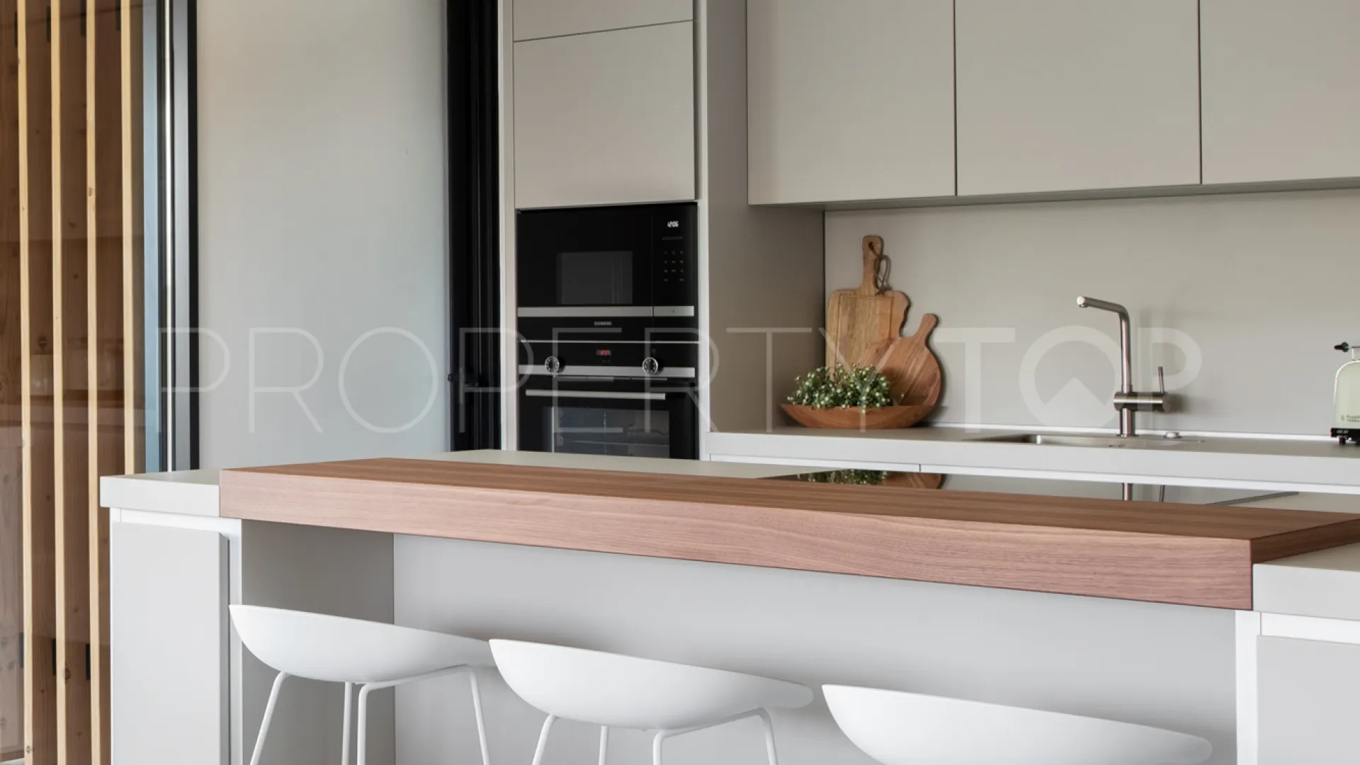 2 bedrooms Sotogrande apartment for sale