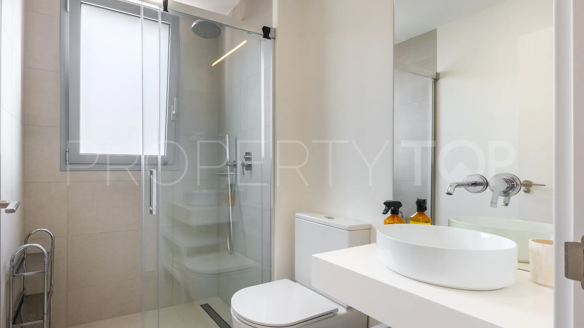 Apartment for sale in Cala de Mijas with 3 bedrooms