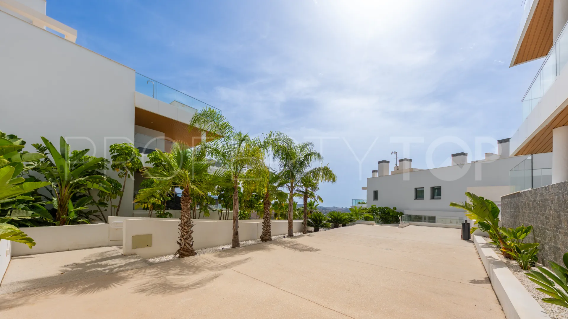 Apartment for sale in Cala de Mijas with 3 bedrooms