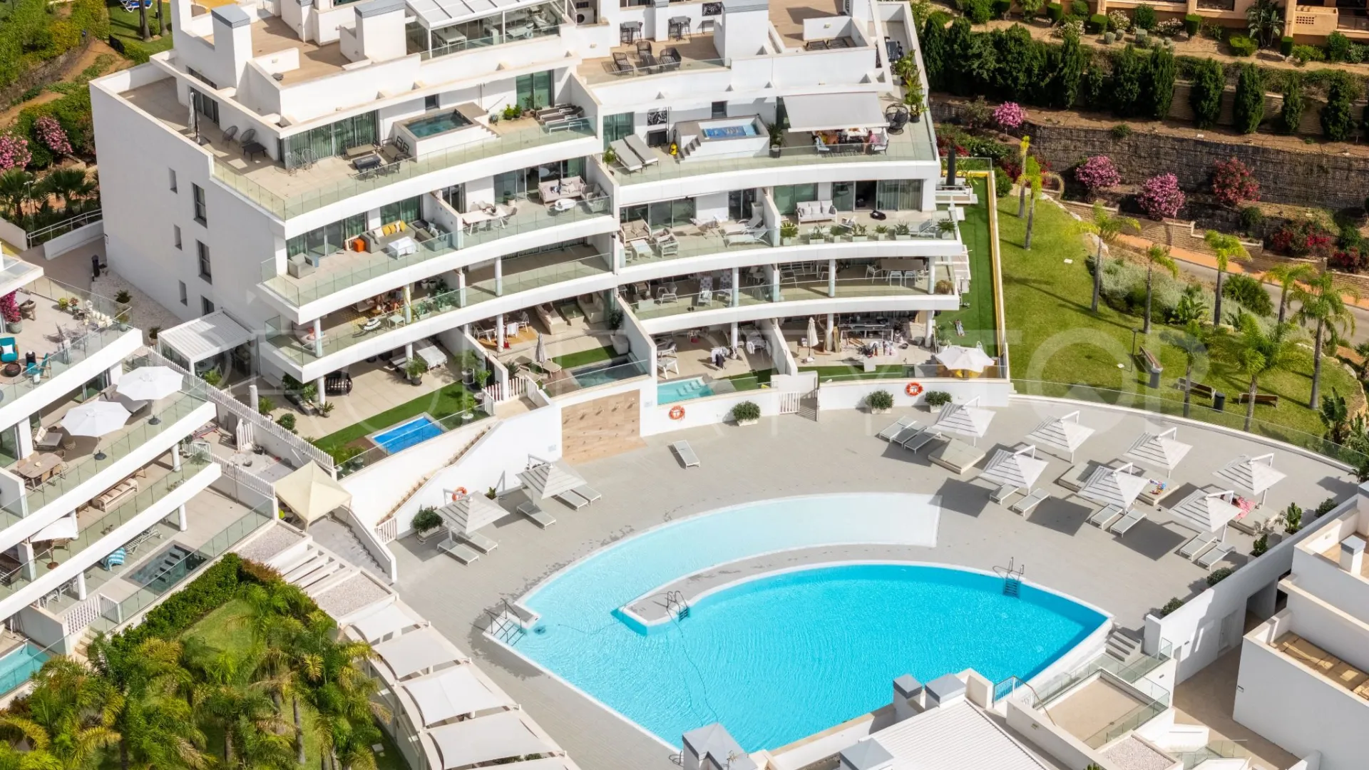 Apartment for sale in Cala de Mijas with 3 bedrooms