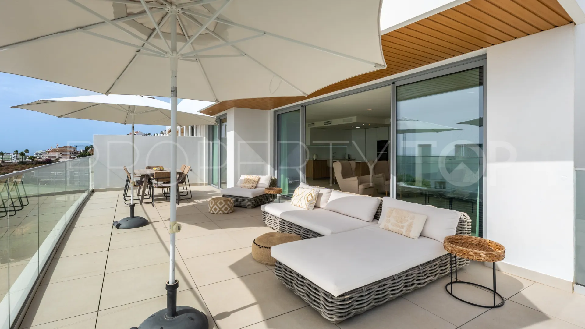 Apartment for sale in Cala de Mijas with 3 bedrooms