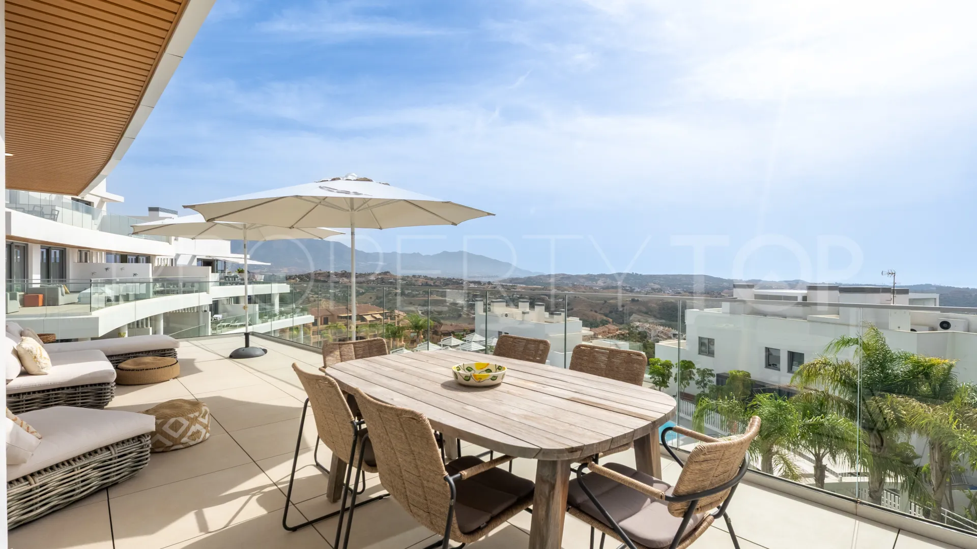 Apartment for sale in Cala de Mijas with 3 bedrooms