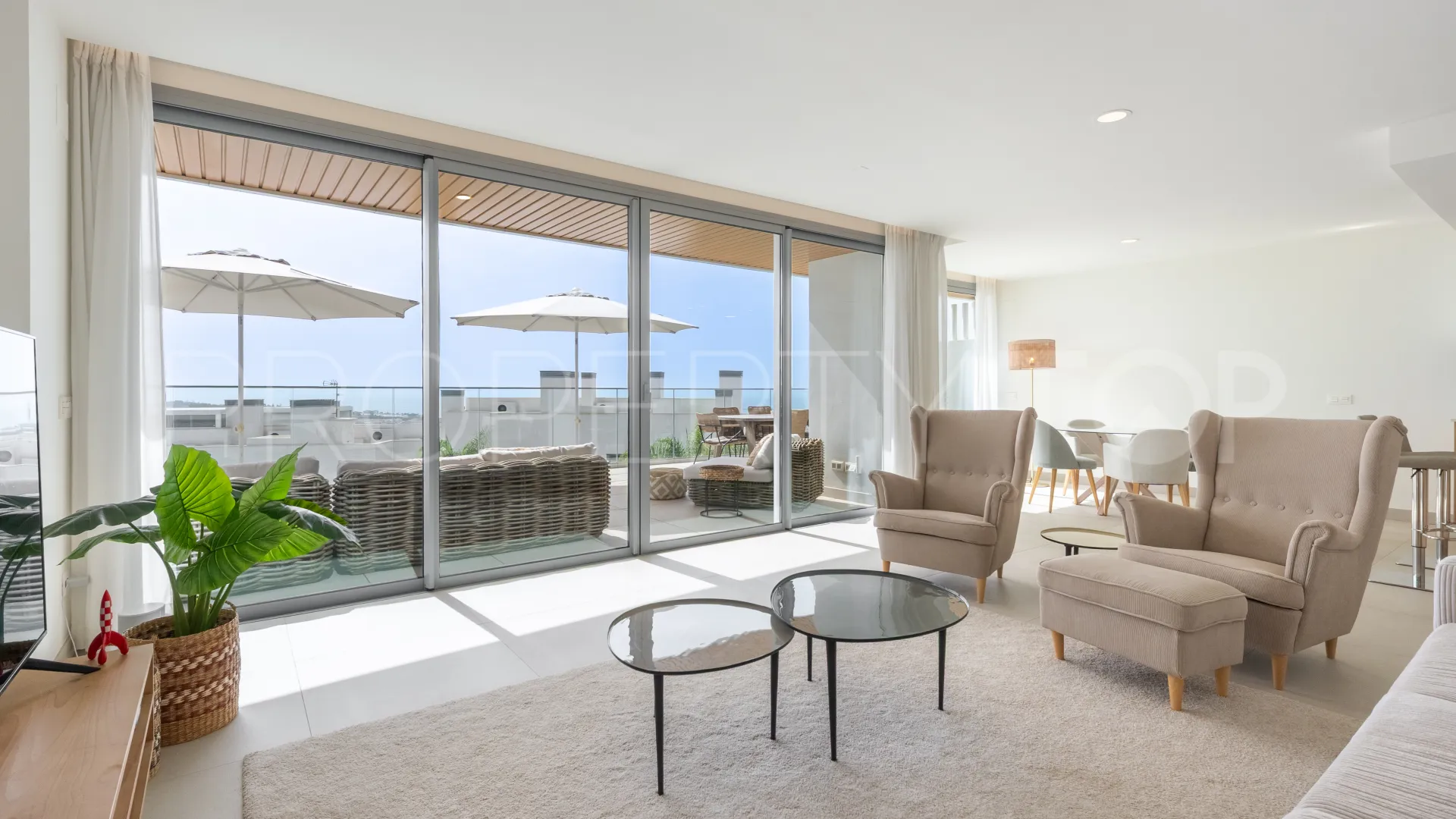 Apartment for sale in Cala de Mijas with 3 bedrooms