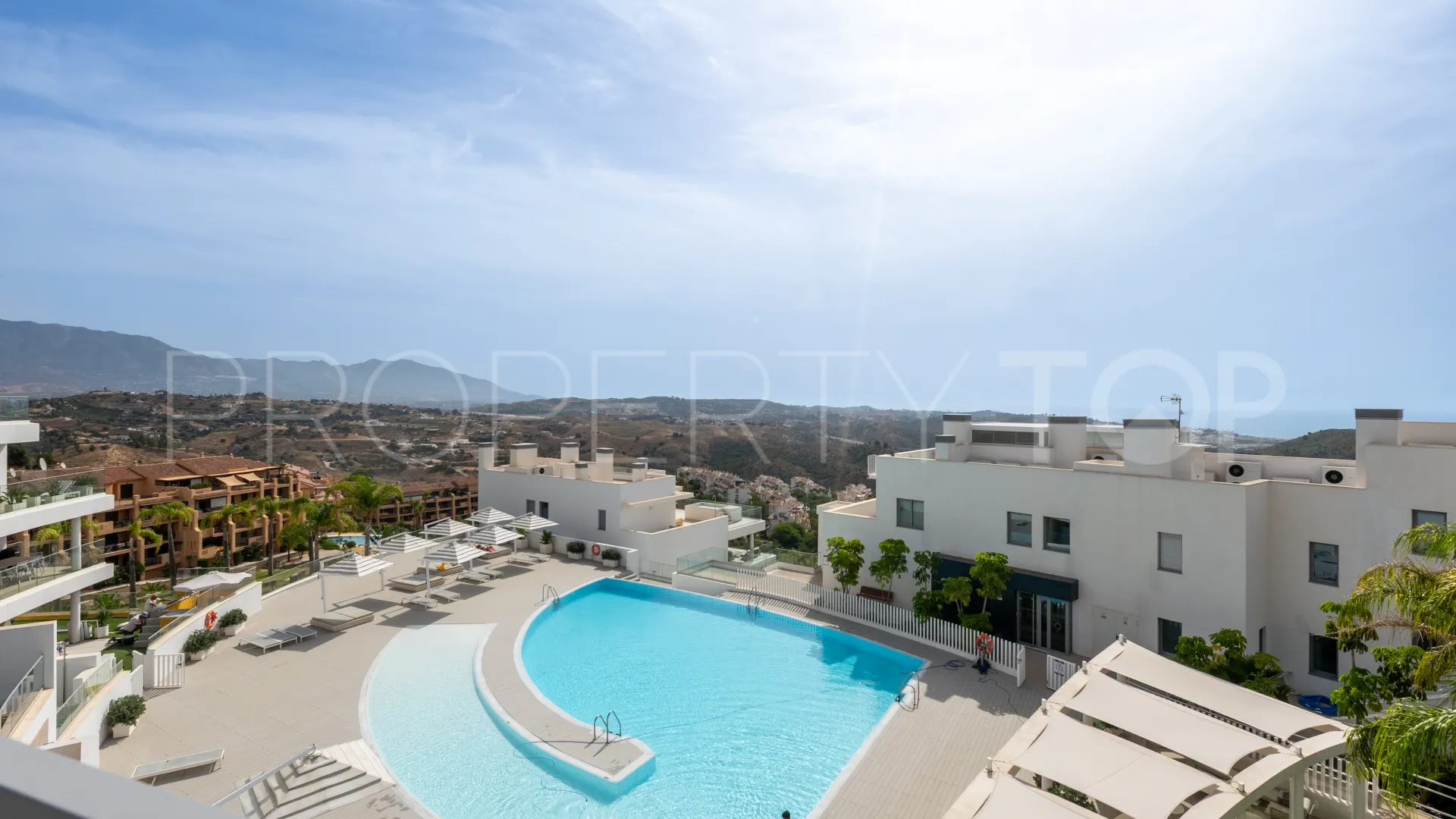 Apartment for sale in Cala de Mijas with 3 bedrooms