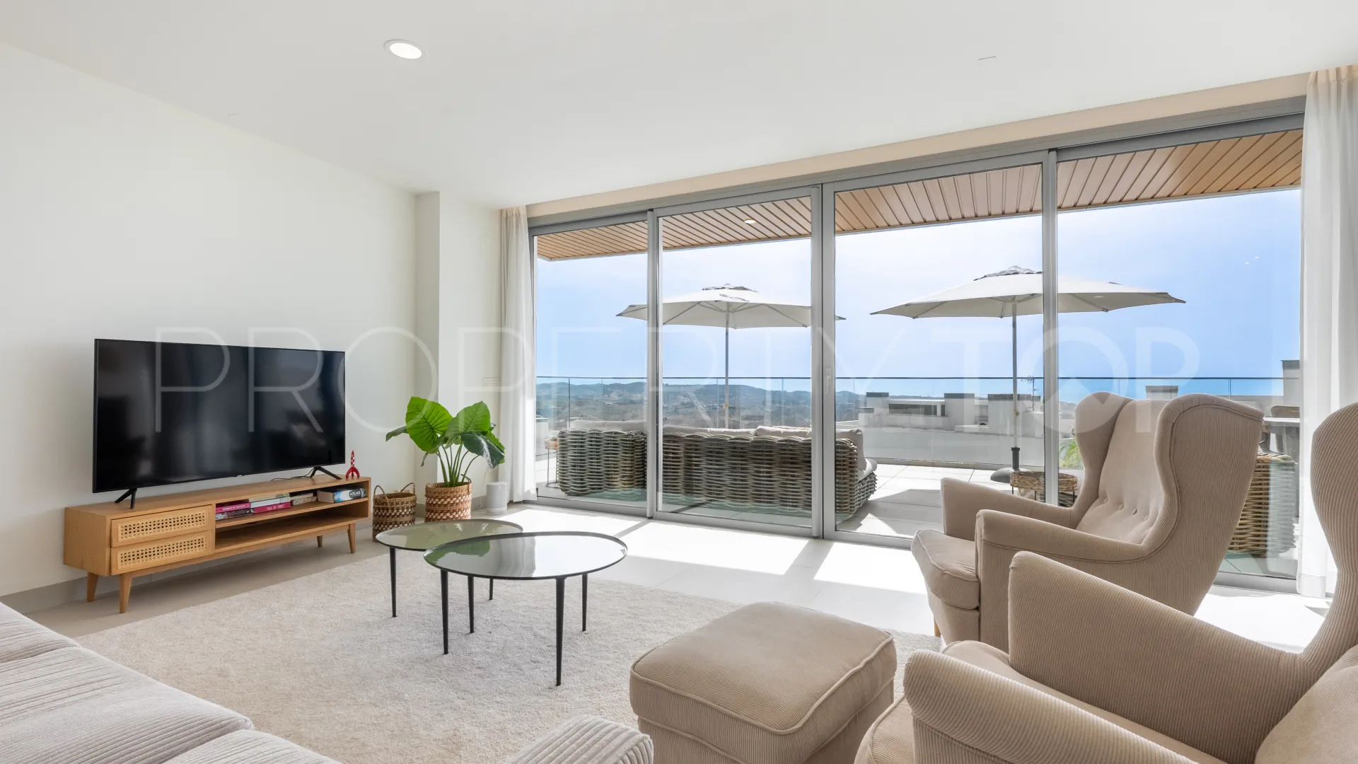 Apartment for sale in Cala de Mijas with 3 bedrooms