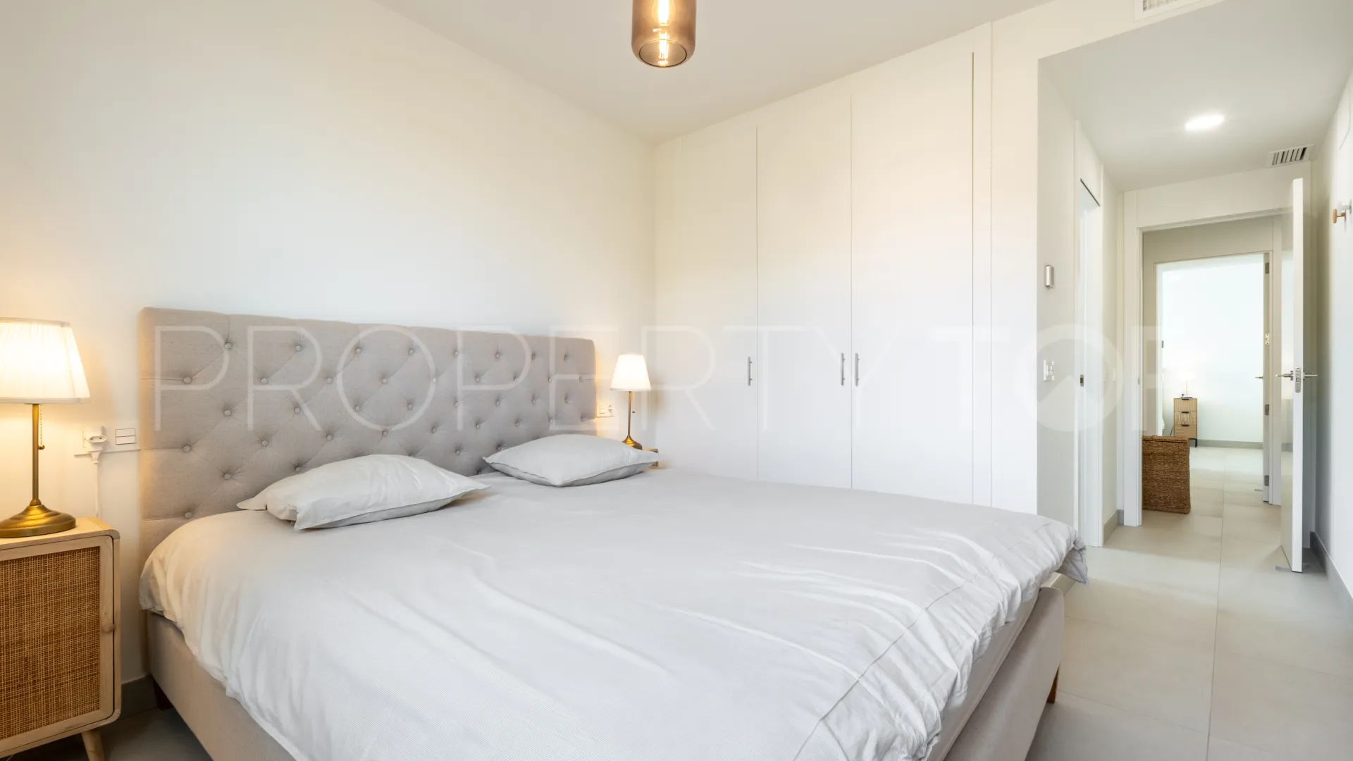 Apartment for sale in Cala de Mijas with 3 bedrooms