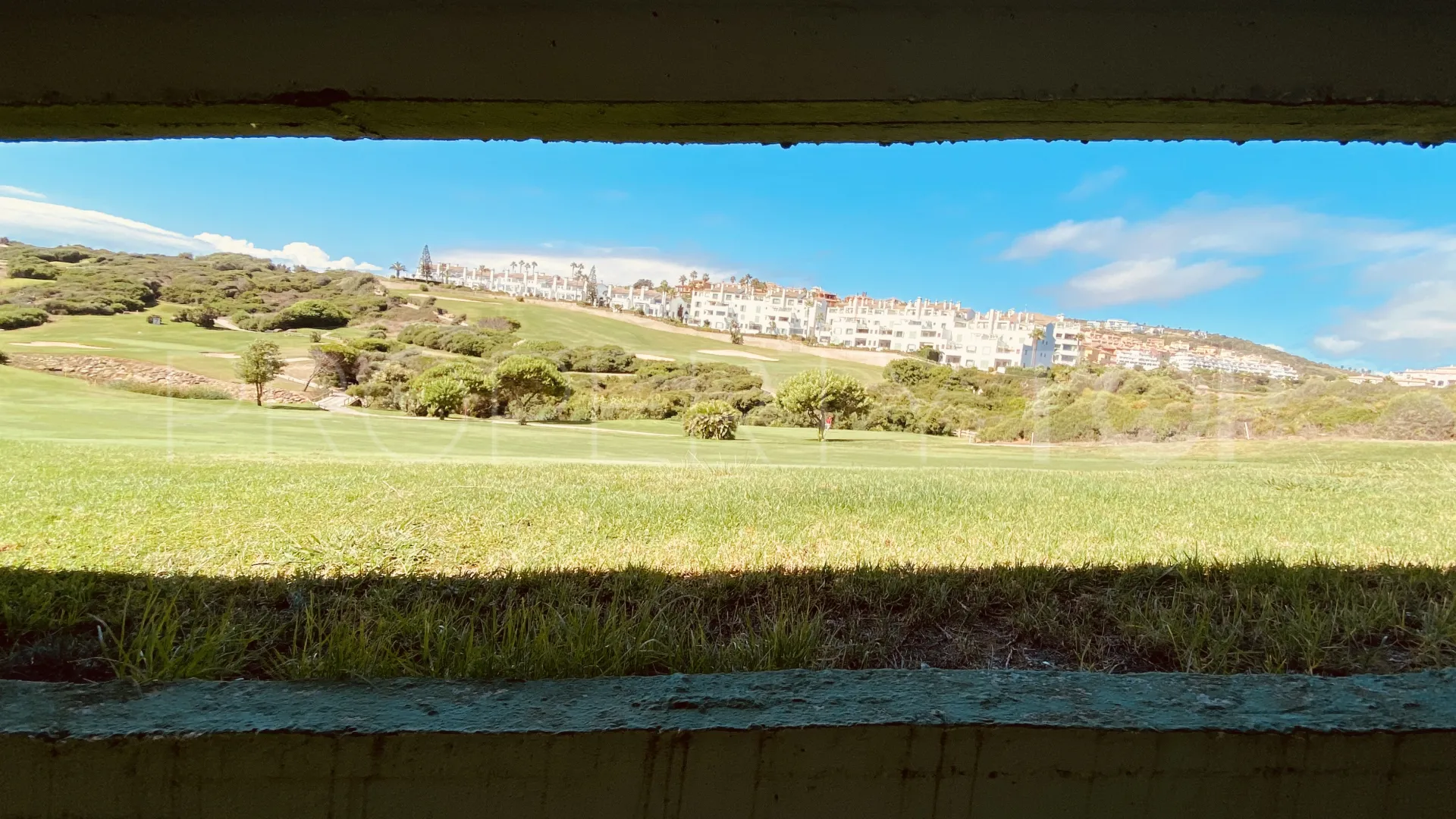 Apartamento planta baja a la venta con 3 dormitorios en Alcaidesa Costa