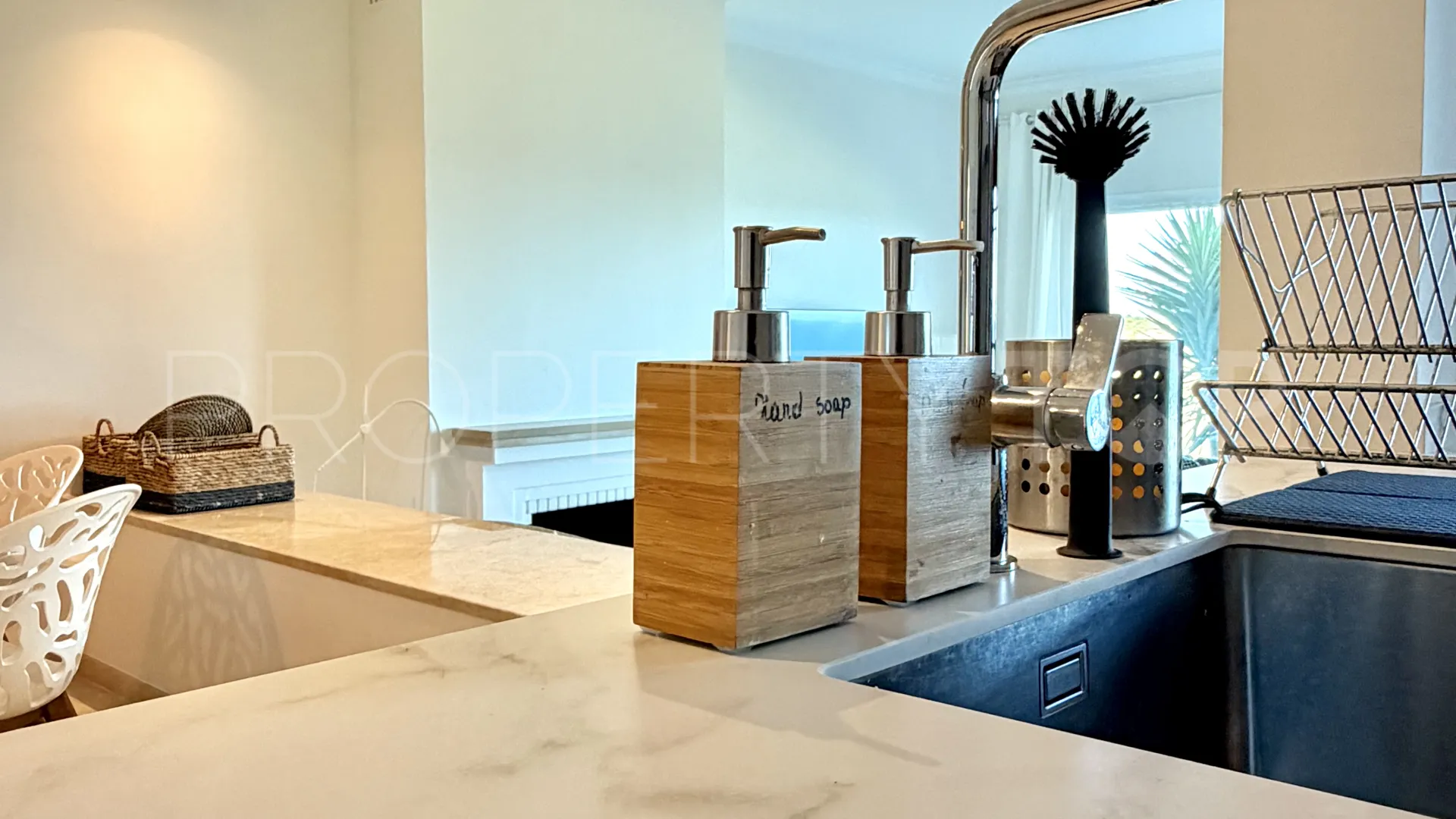 Apartamento planta baja a la venta con 3 dormitorios en Alcaidesa Costa