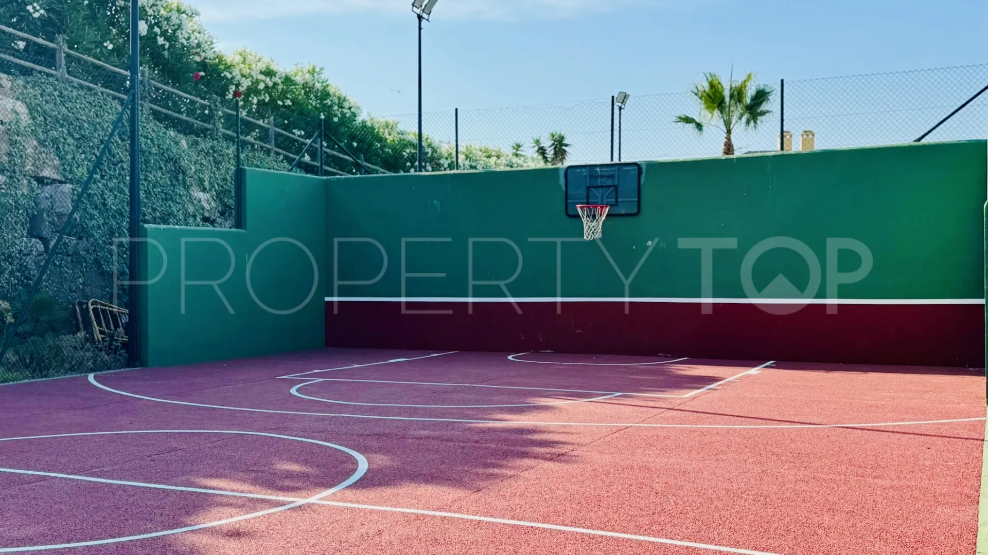 Apartamento planta baja a la venta con 3 dormitorios en Alcaidesa Costa
