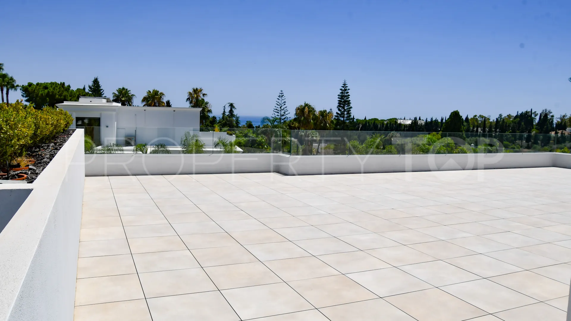 Villa for sale in Las Lomas del Marbella Club with 6 bedrooms