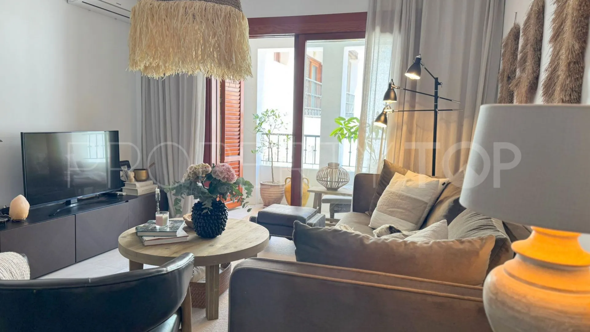 Comprar apartamento en Puerto La Duquesa