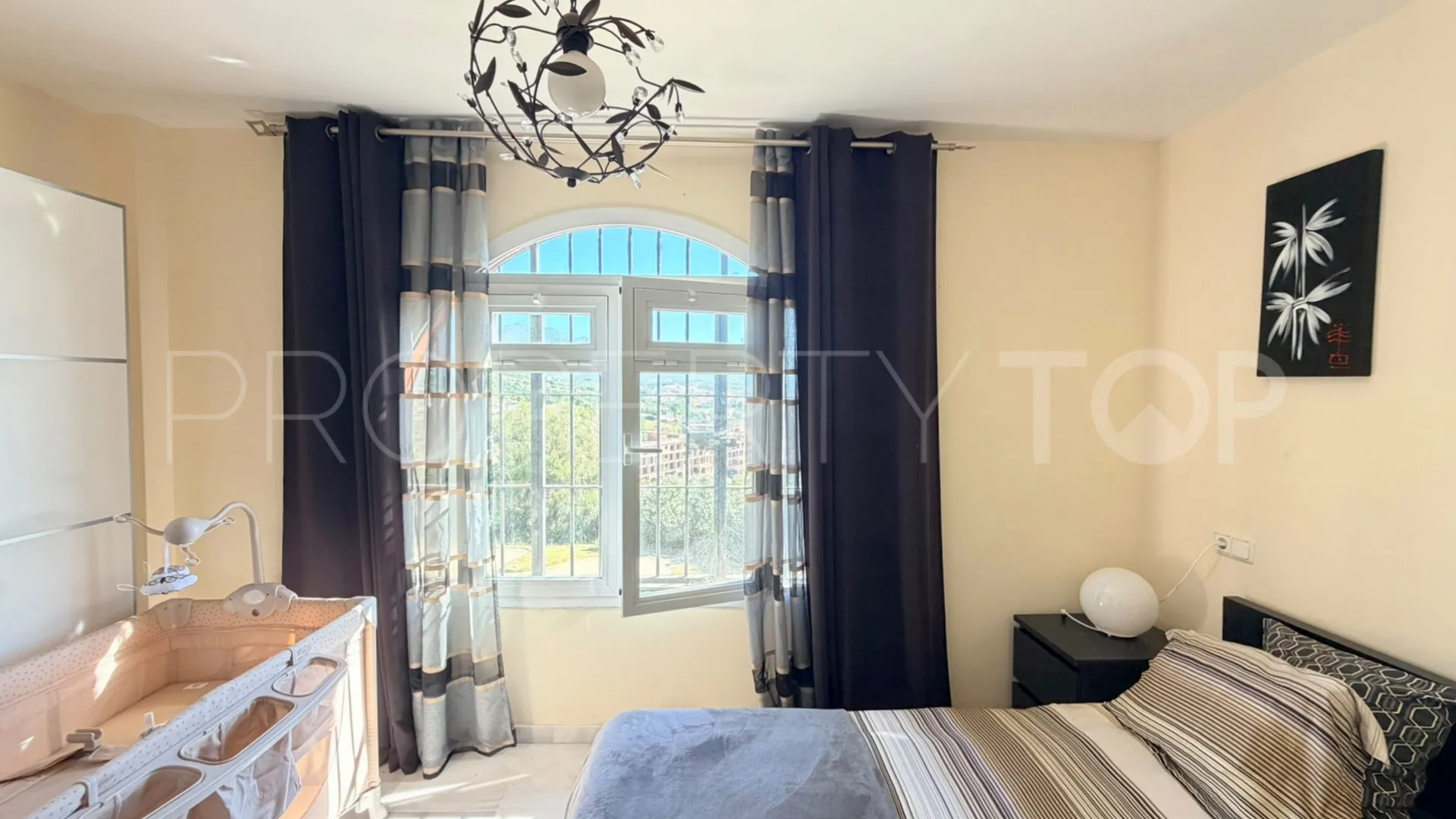For sale duplex in La Duquesa Golf with 3 bedrooms