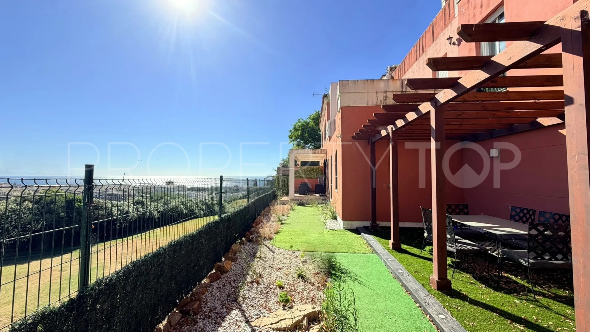 For sale duplex in La Duquesa Golf with 3 bedrooms
