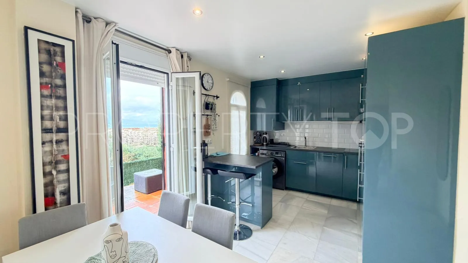 For sale duplex in La Duquesa Golf with 3 bedrooms