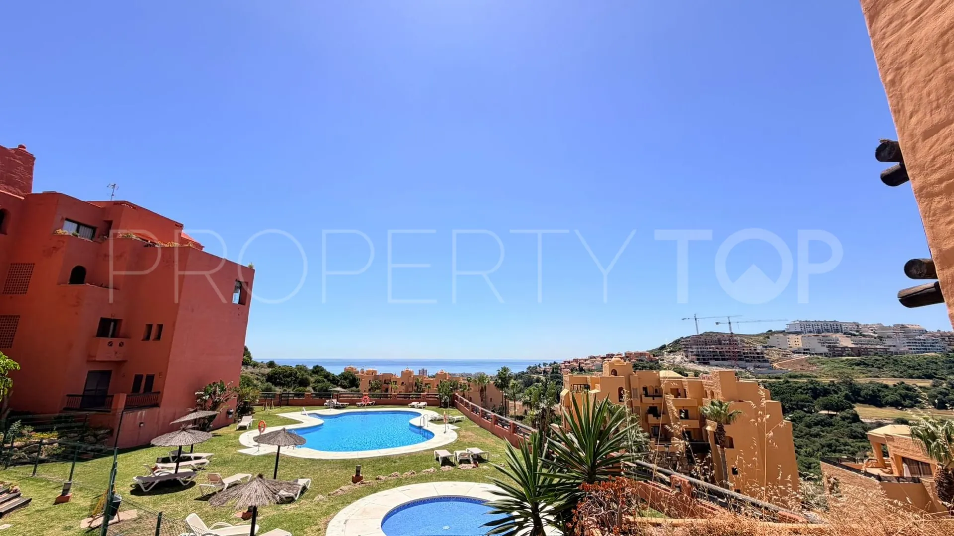 2 bedrooms apartment in Coto Real for sale