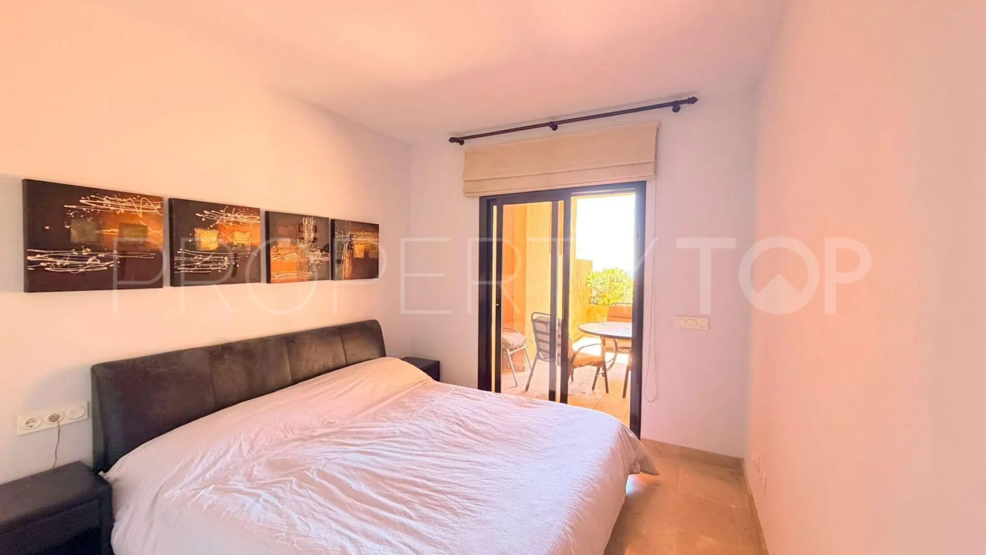 2 bedrooms apartment in Coto Real for sale