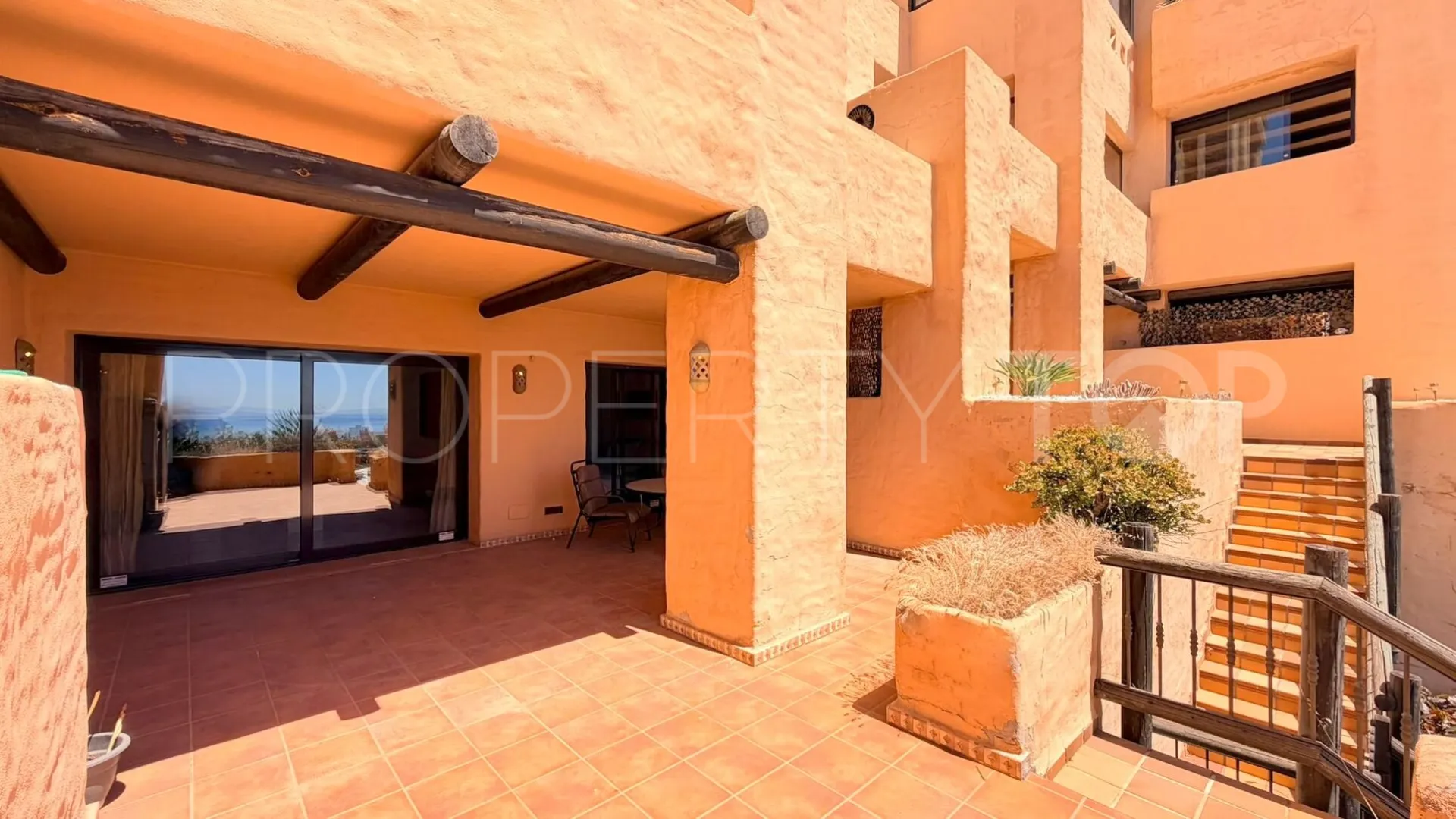 2 bedrooms apartment in Coto Real for sale