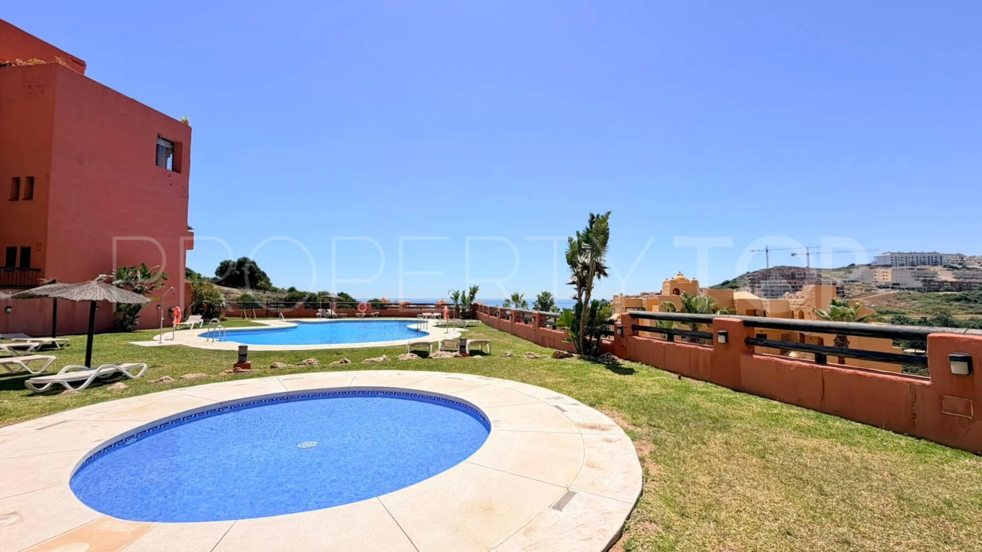 2 bedrooms apartment in Coto Real for sale