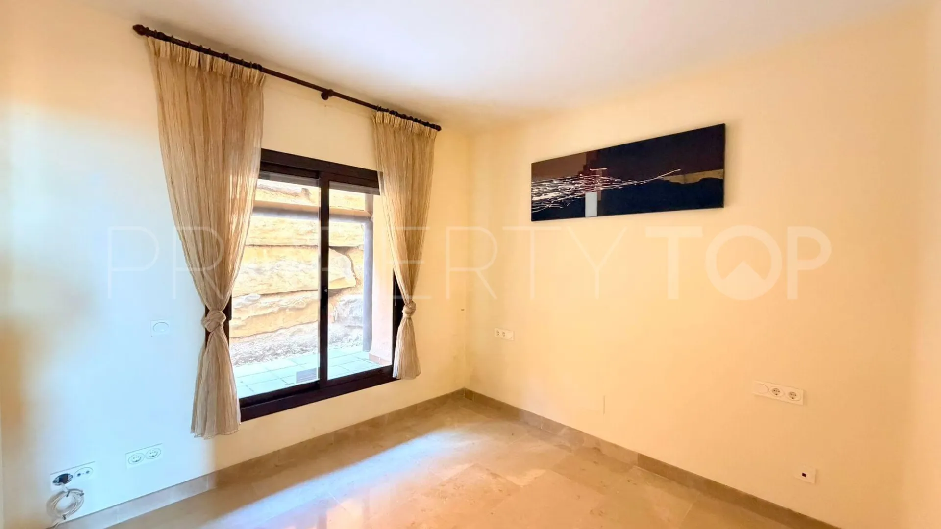 2 bedrooms apartment in Coto Real for sale