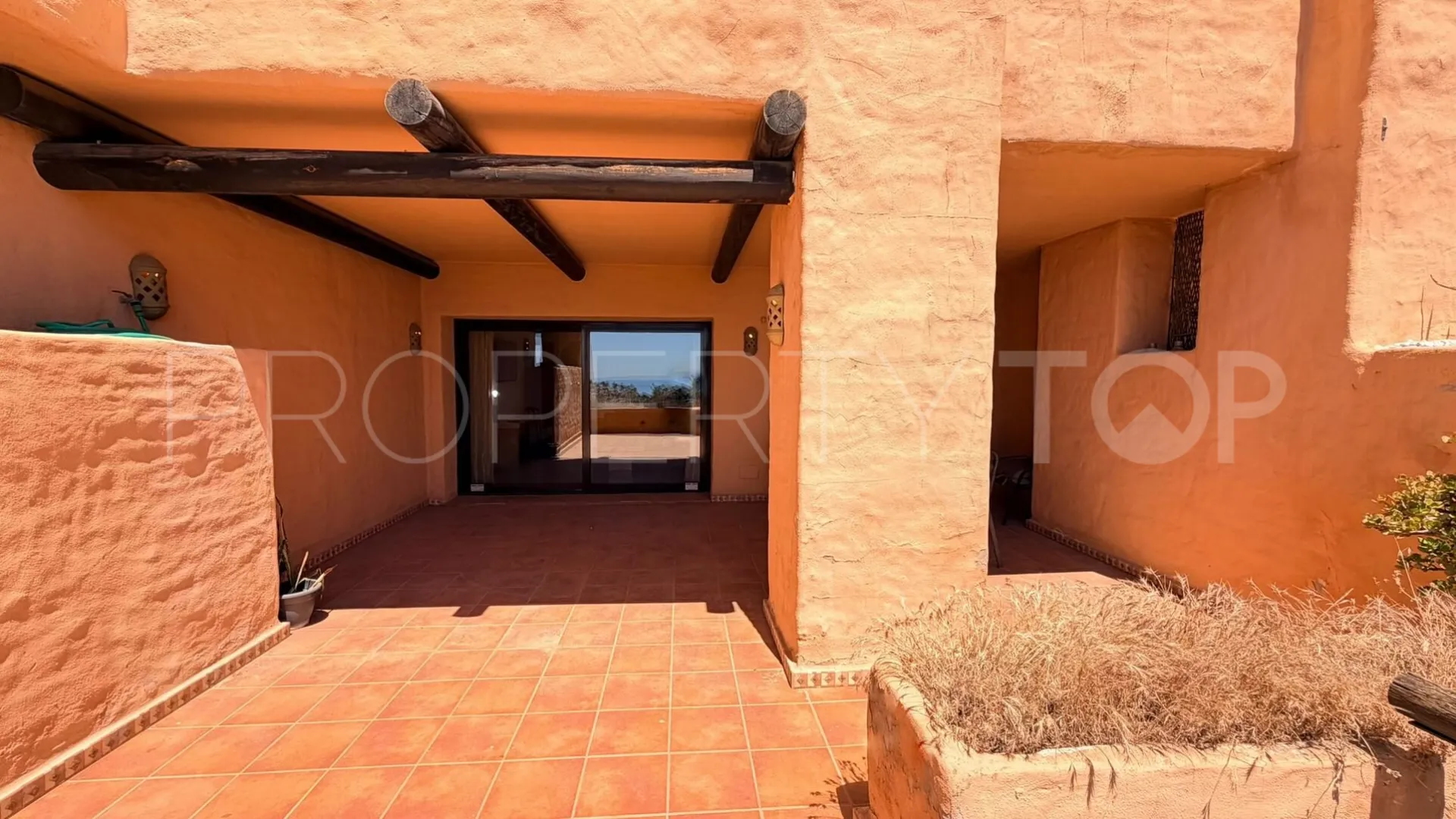 2 bedrooms apartment in Coto Real for sale