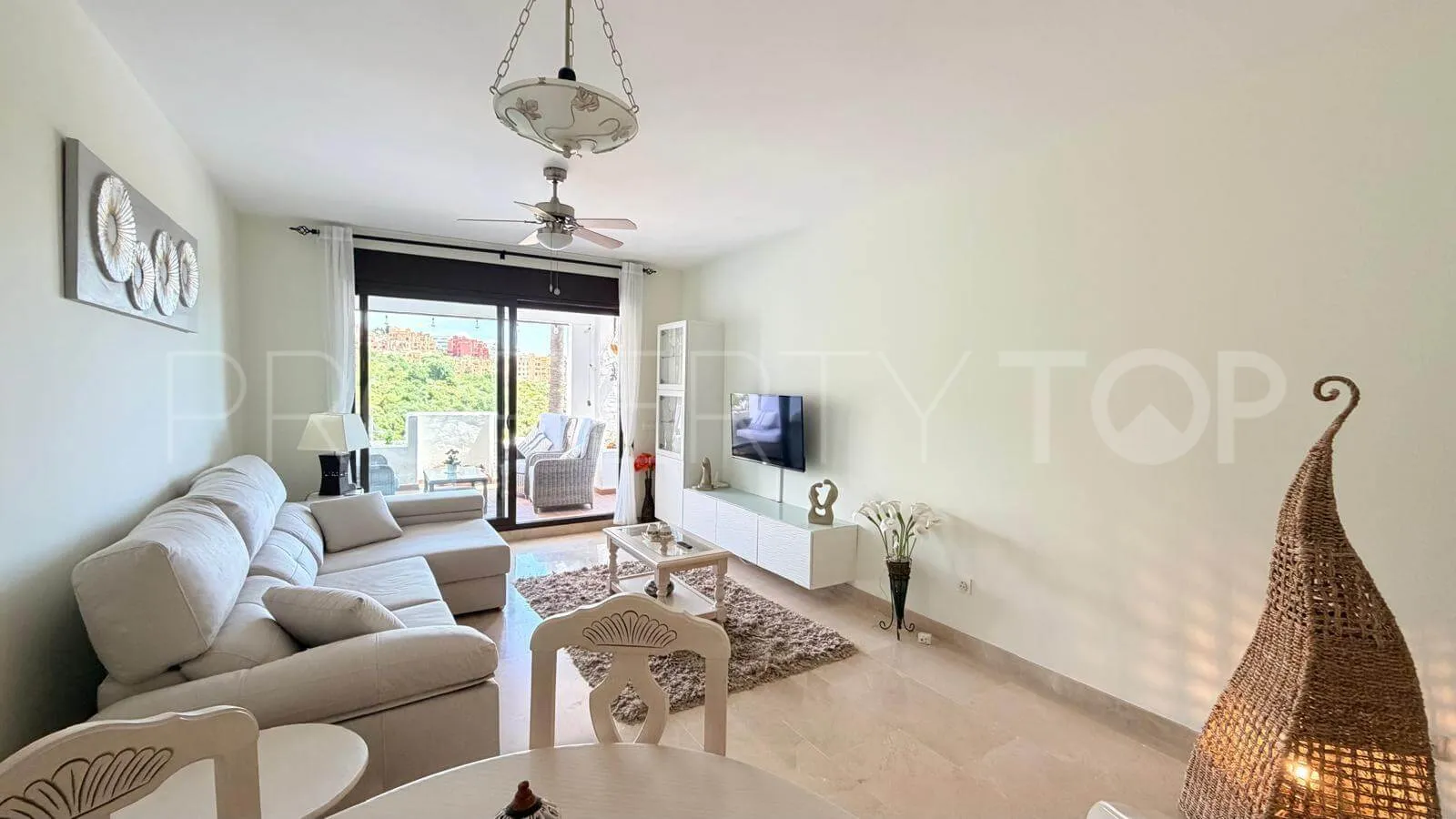 Apartment for sale in Duquesa Village