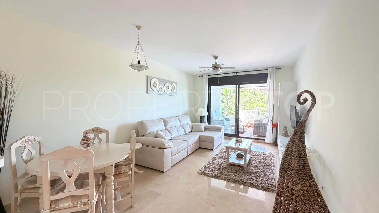 Apartment for sale in Duquesa Village