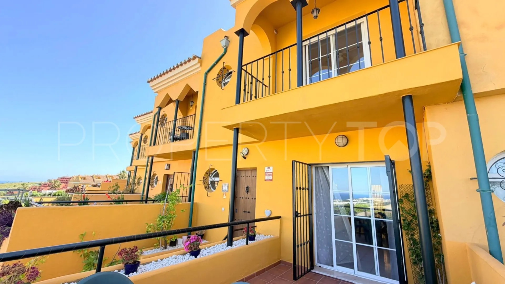 Town house for sale in Manilva with 3 bedrooms
