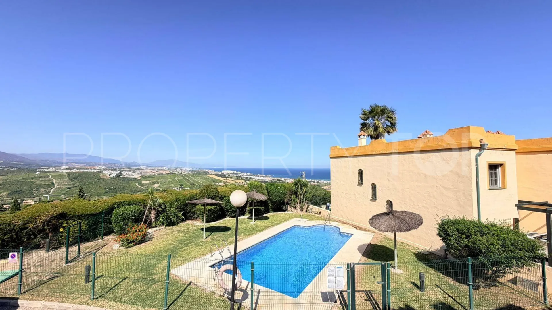 Town house for sale in Manilva with 3 bedrooms