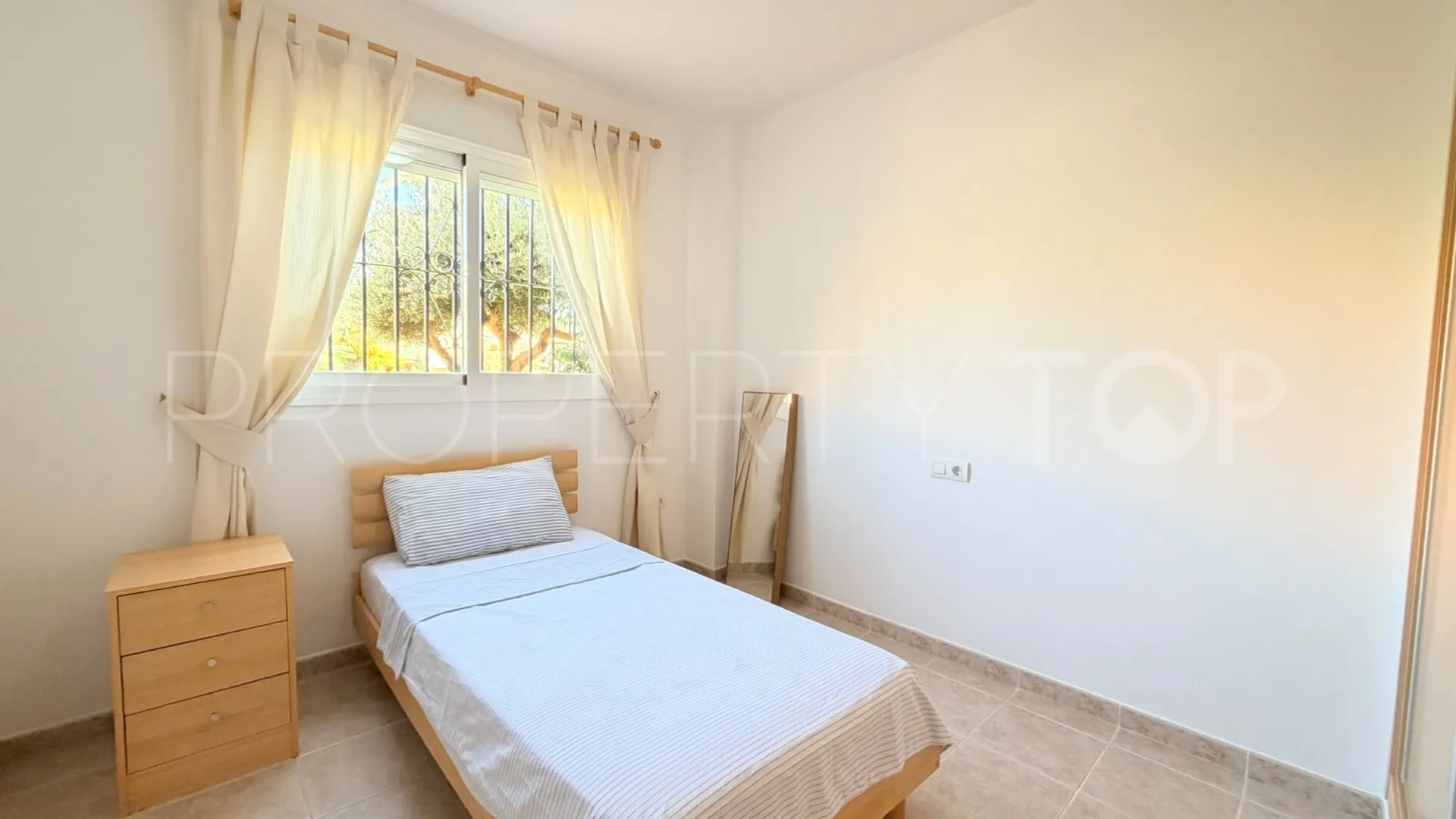 For sale ground floor apartment with 2 bedrooms in Casares del Sol - Casares Golf