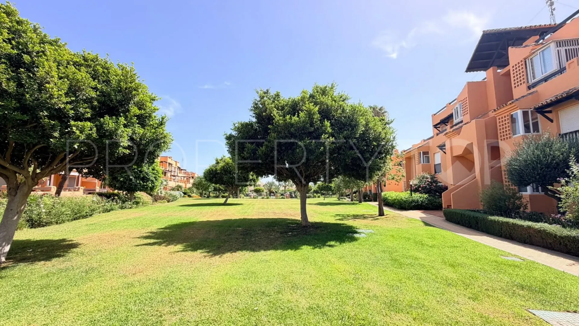 For sale ground floor apartment with 2 bedrooms in Casares del Sol - Casares Golf