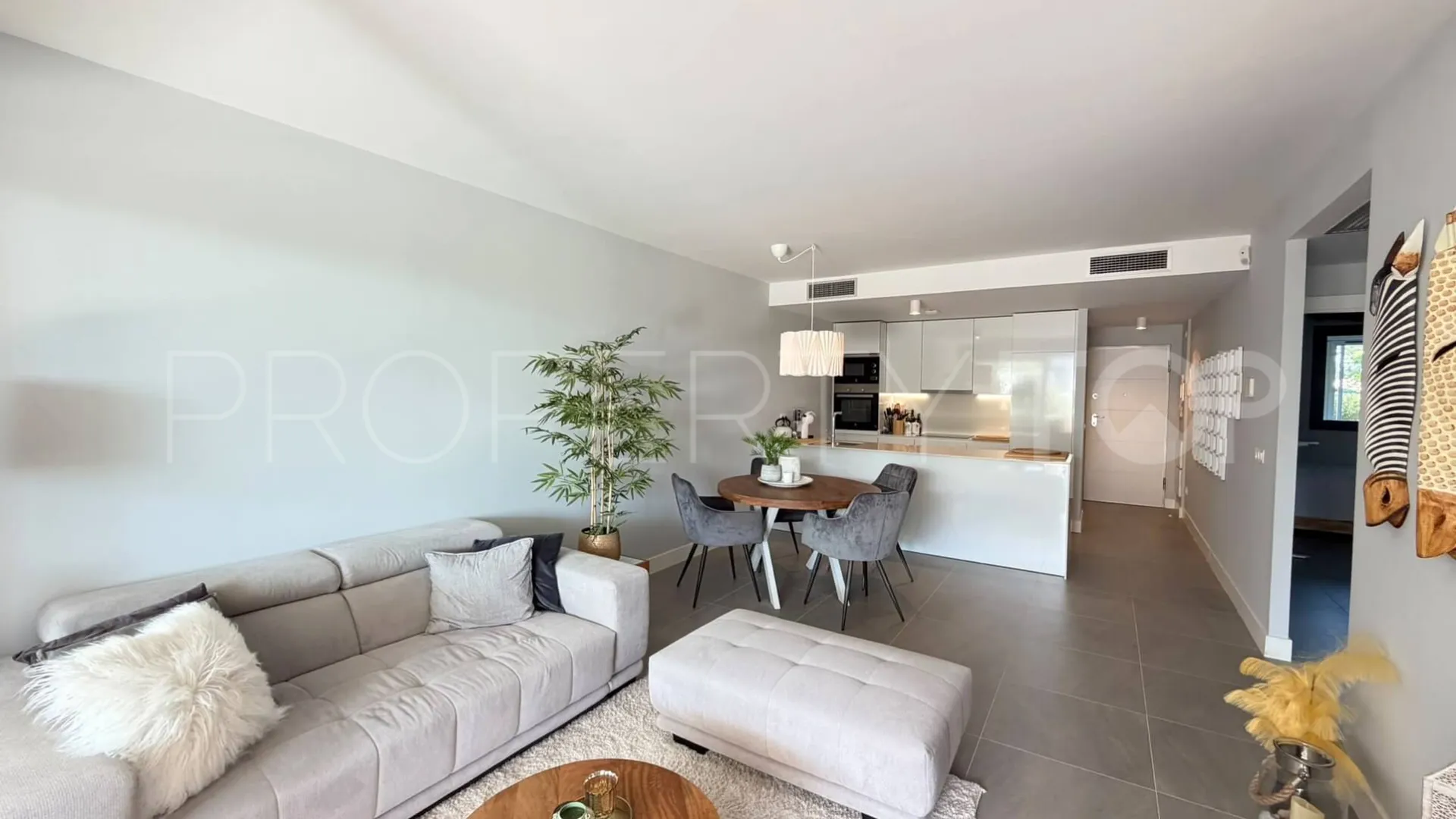 Apartamento planta baja en venta en Pure South