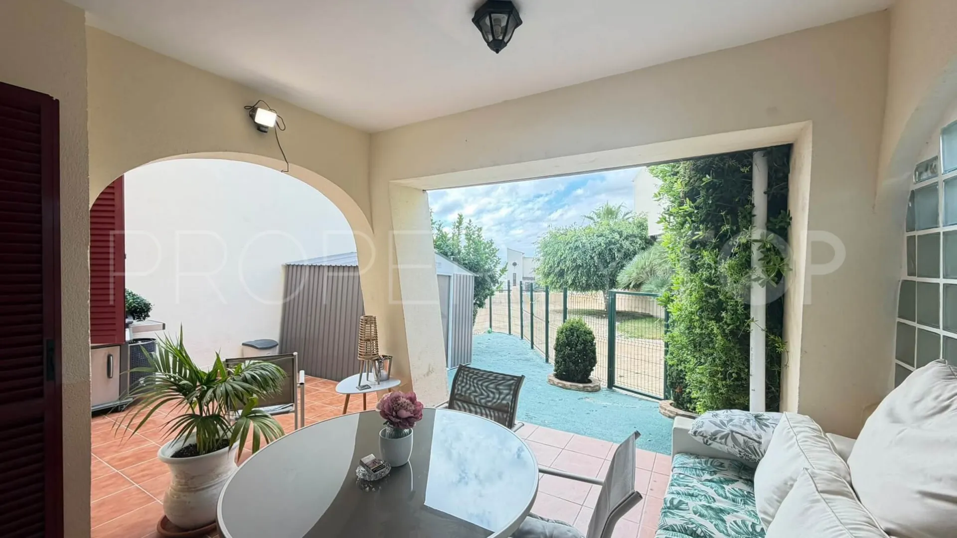 Apartamento planta baja a la venta con 2 dormitorios en Bahia de Casares
