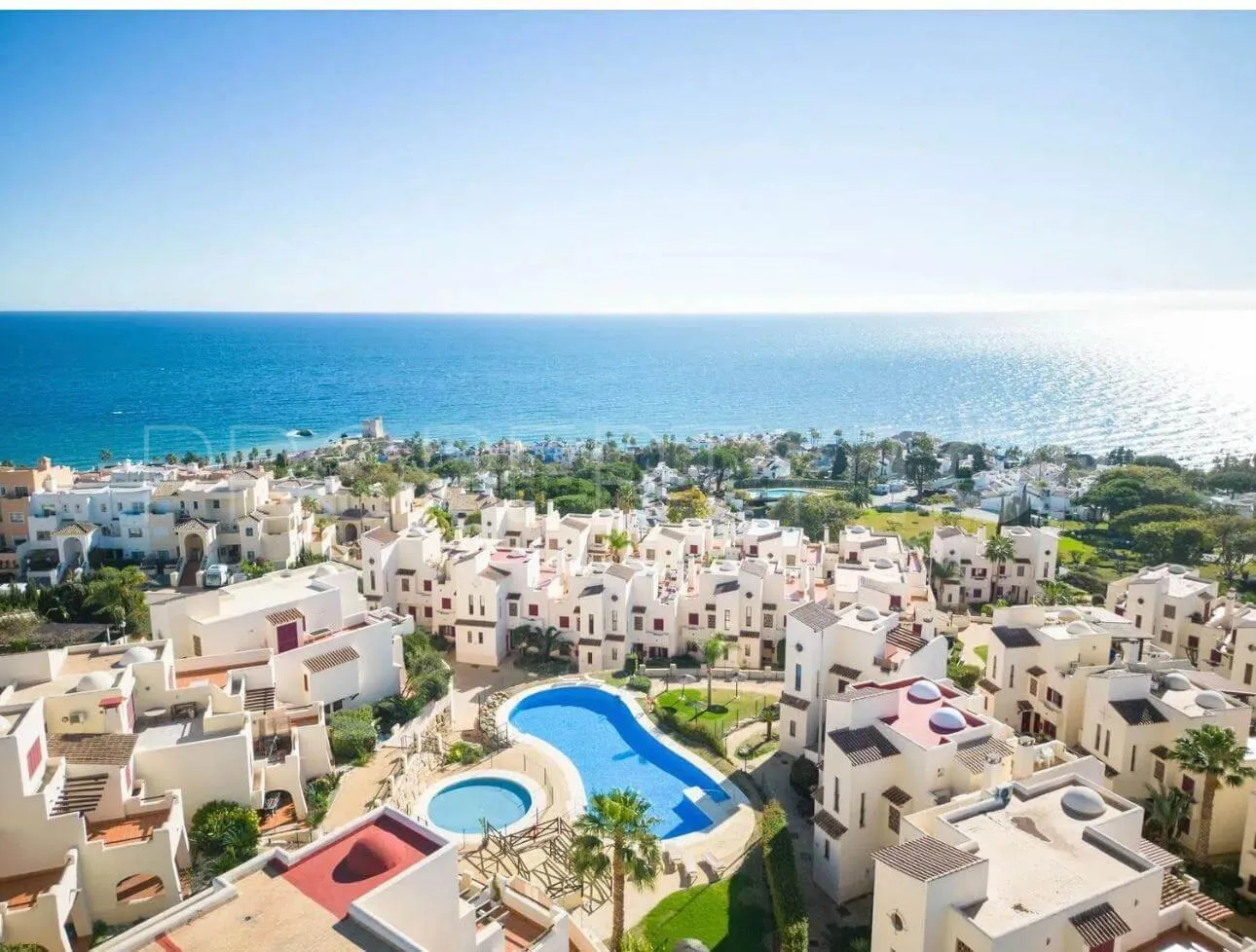 Apartamento planta baja a la venta con 2 dormitorios en Bahia de Casares