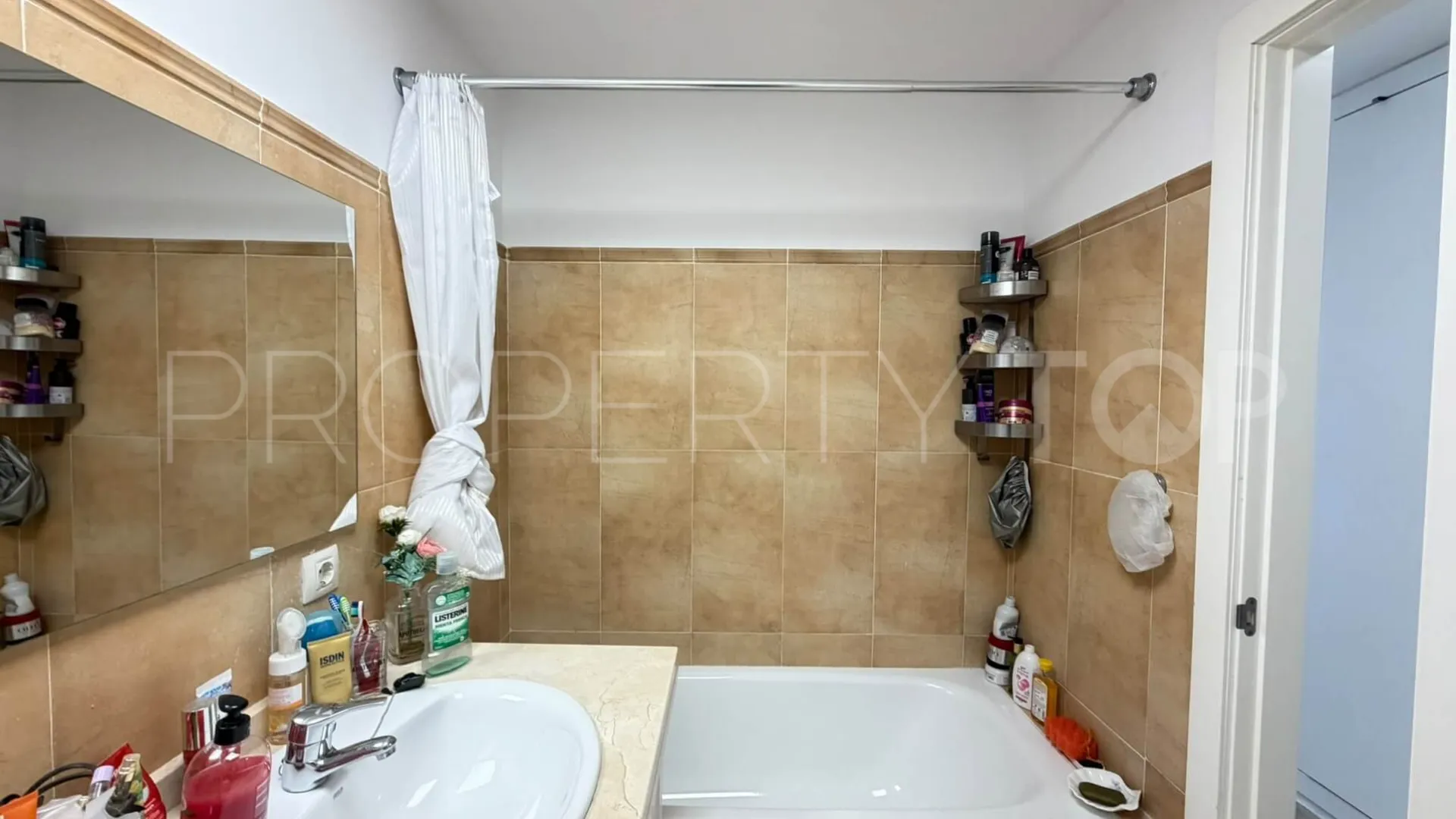 Apartamento planta baja a la venta con 2 dormitorios en Bahia de Casares