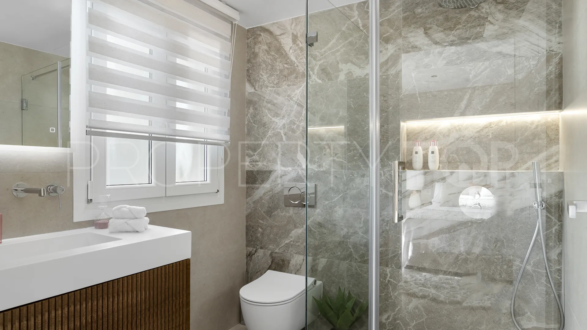 For sale Nueva Andalucia duplex penthouse