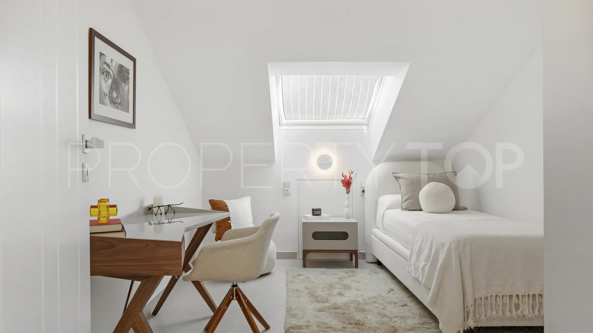 For sale Nueva Andalucia duplex penthouse