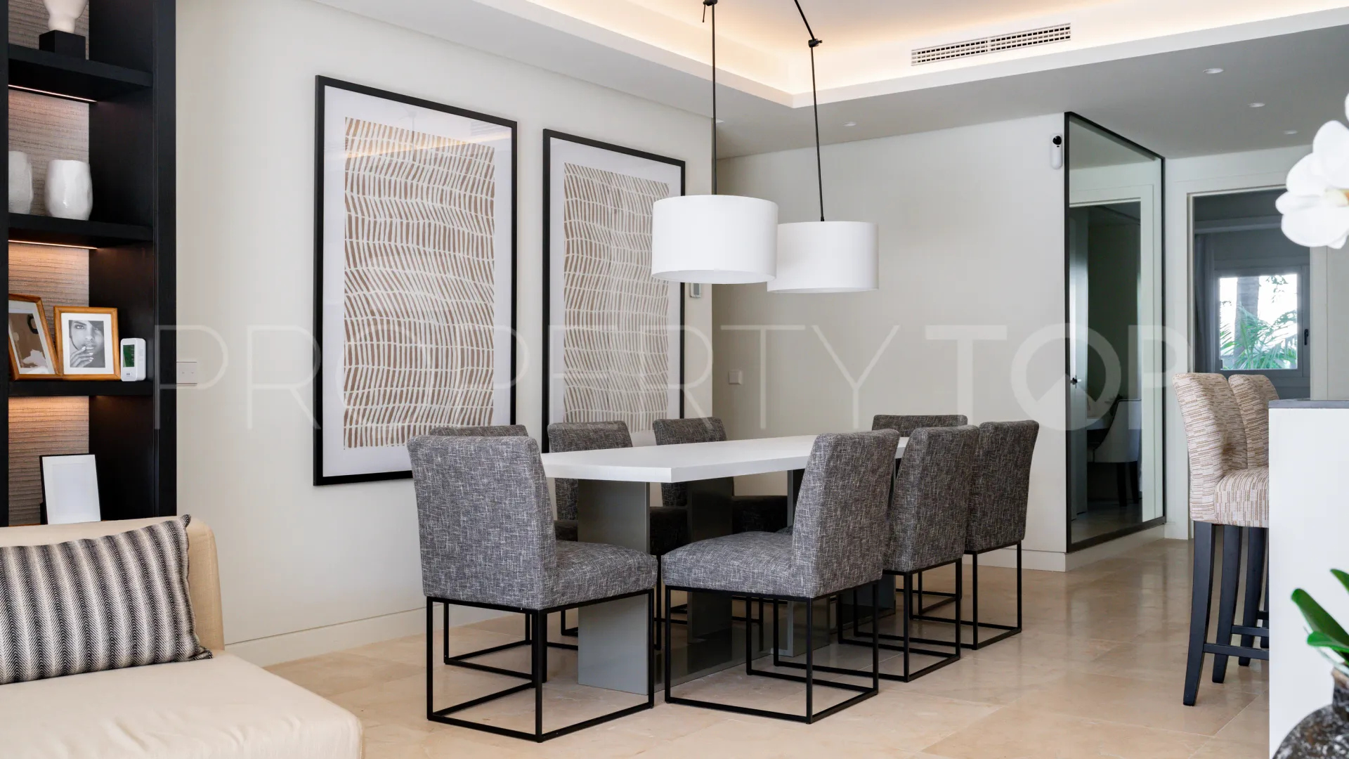 Comprar apartamento planta baja con 3 dormitorios en Marbella Golden Mile